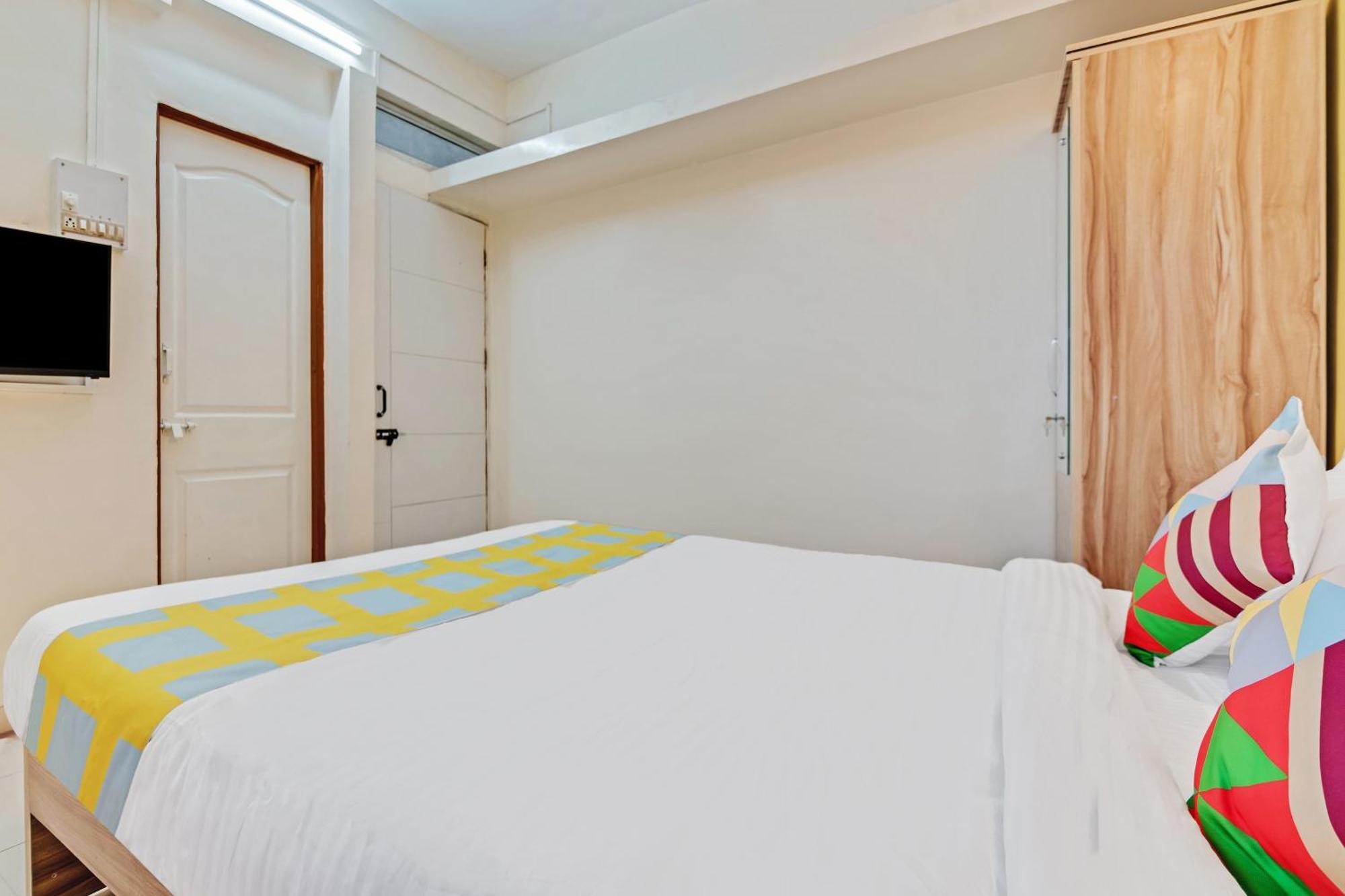 Super Hotel O Saraswati Niwas Vadgaon Budruk Pune Esterno foto