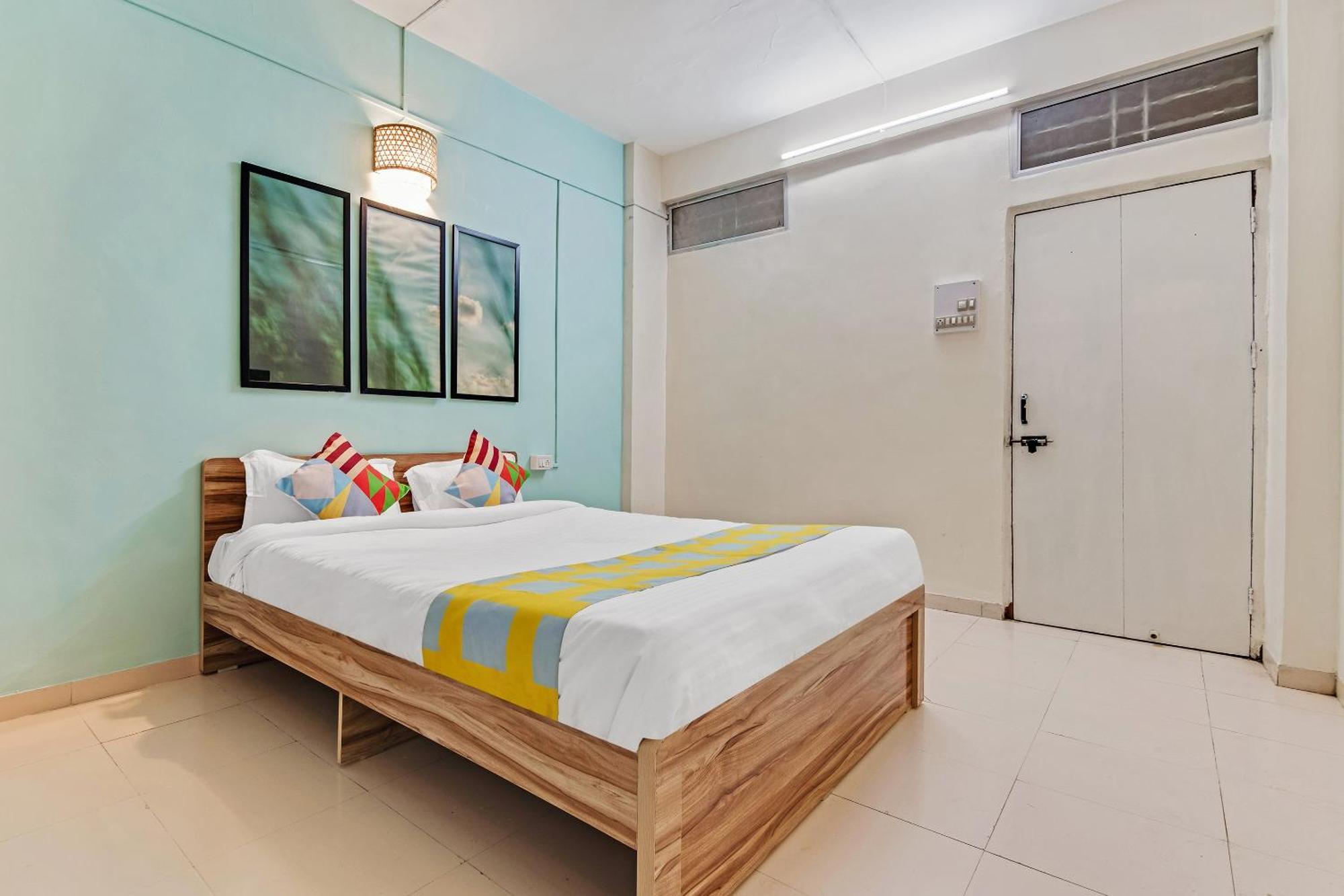 Super Hotel O Saraswati Niwas Vadgaon Budruk Pune Esterno foto