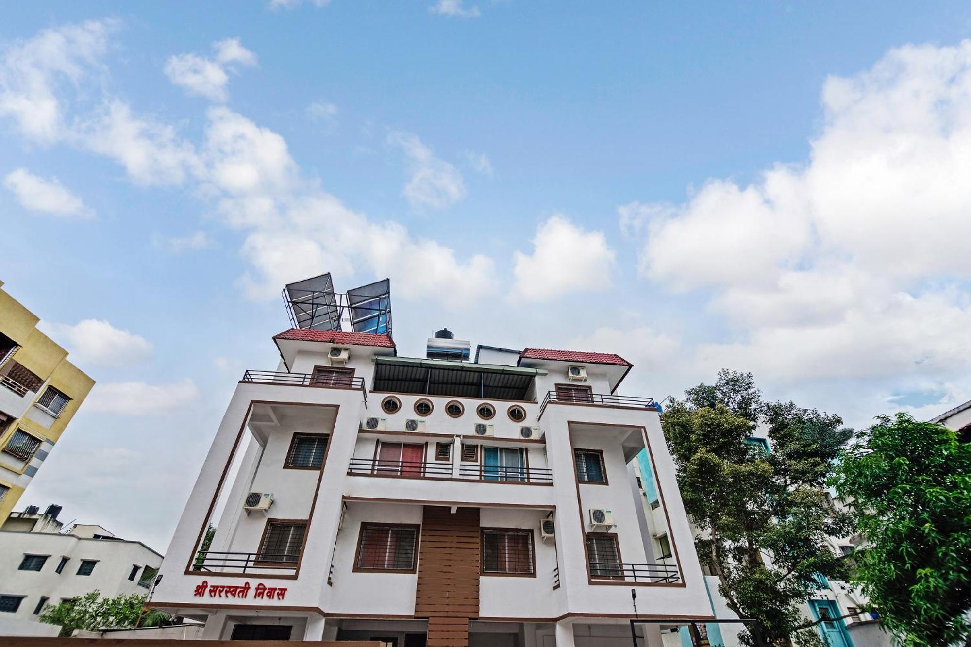 Super Hotel O Saraswati Niwas Vadgaon Budruk Pune Esterno foto